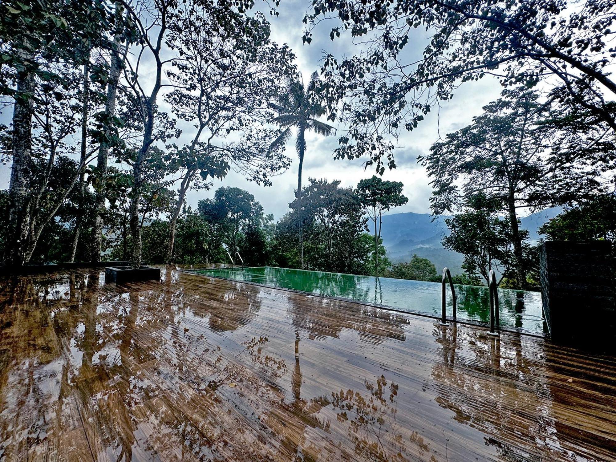 Viceroy Luxury Mountain Resort And Spa Munnar Exterior photo