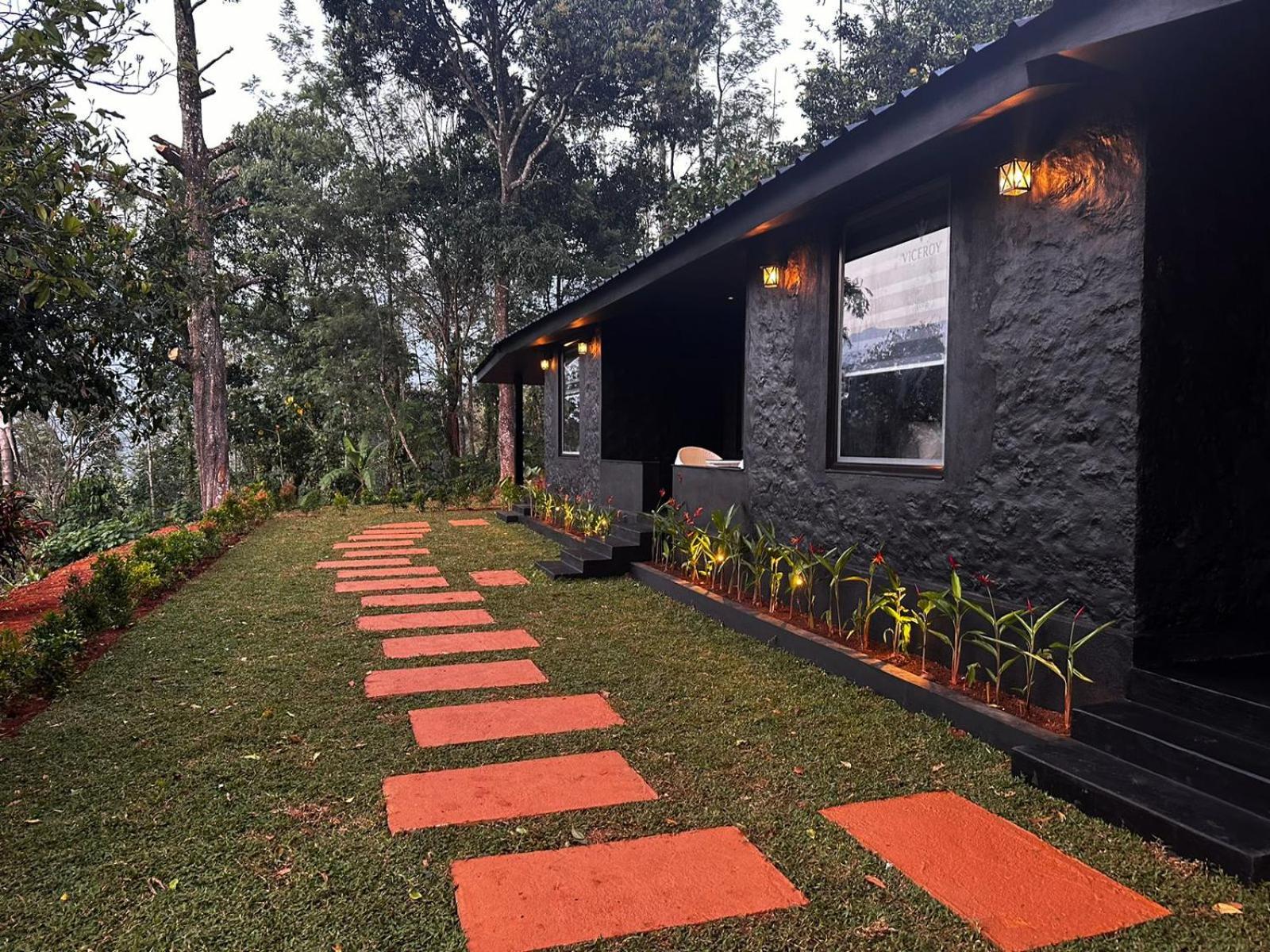 Viceroy Luxury Mountain Resort And Spa Munnar Exterior photo