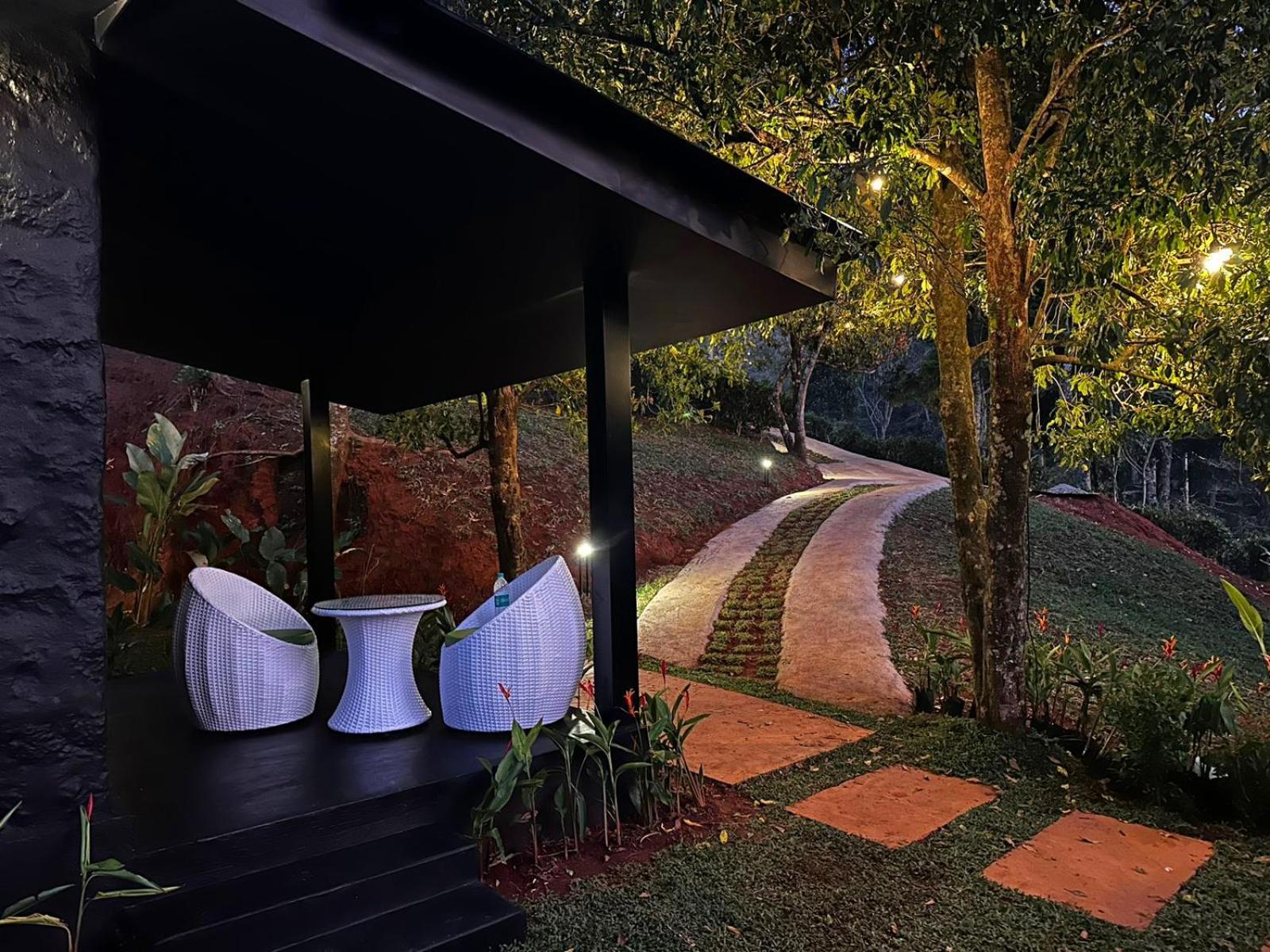 Viceroy Luxury Mountain Resort And Spa Munnar Exterior photo